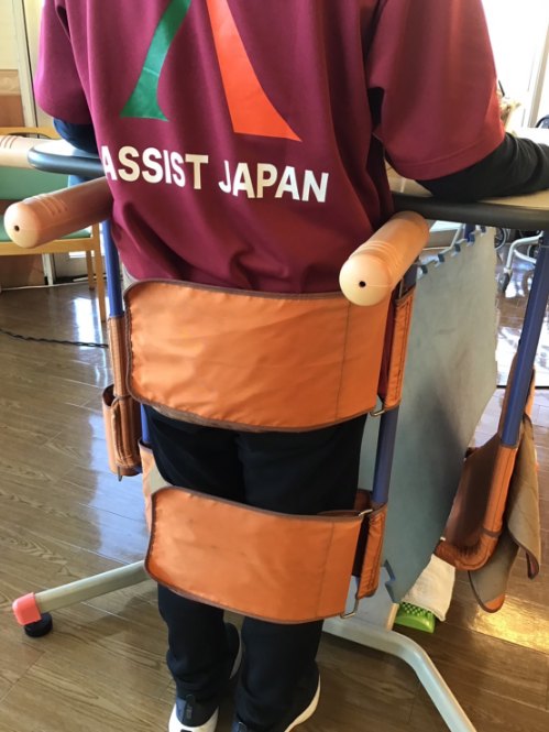 スタンディングテーブルの画像